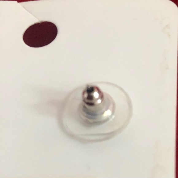 3 for$10 mix and match Brand new Le chateau earrings - Picture 4 of 4